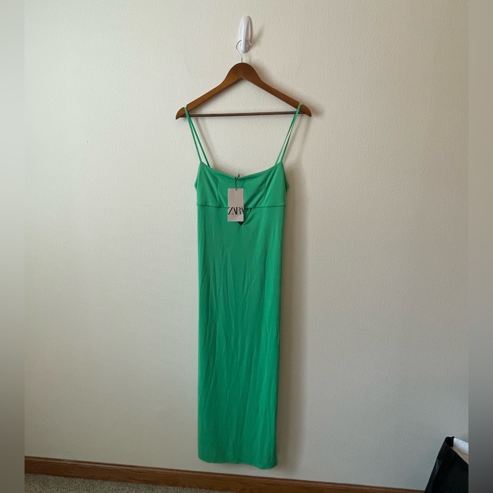 NWT Zara Green Sleeveless Slinky Sexy Simple Midi Dress Size Small
